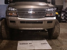 Load image into Gallery viewer, 2003-2007 Chevy 2500/3500 SS Series Front Bumper